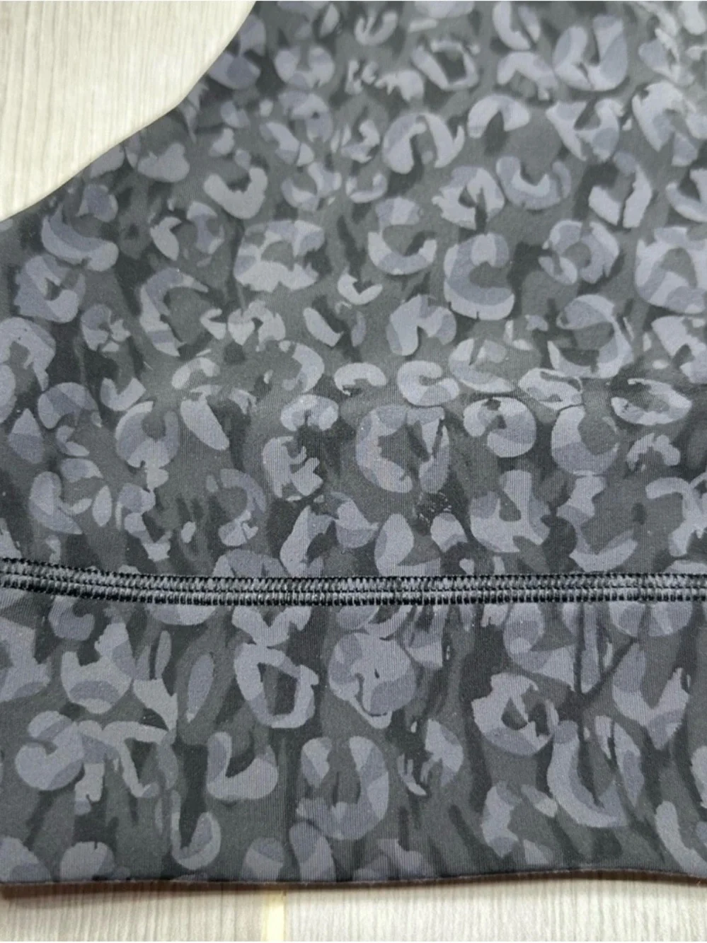 Lululemon Energy Bra High Neck Longline Black Leopard Print Crop Top Size 2